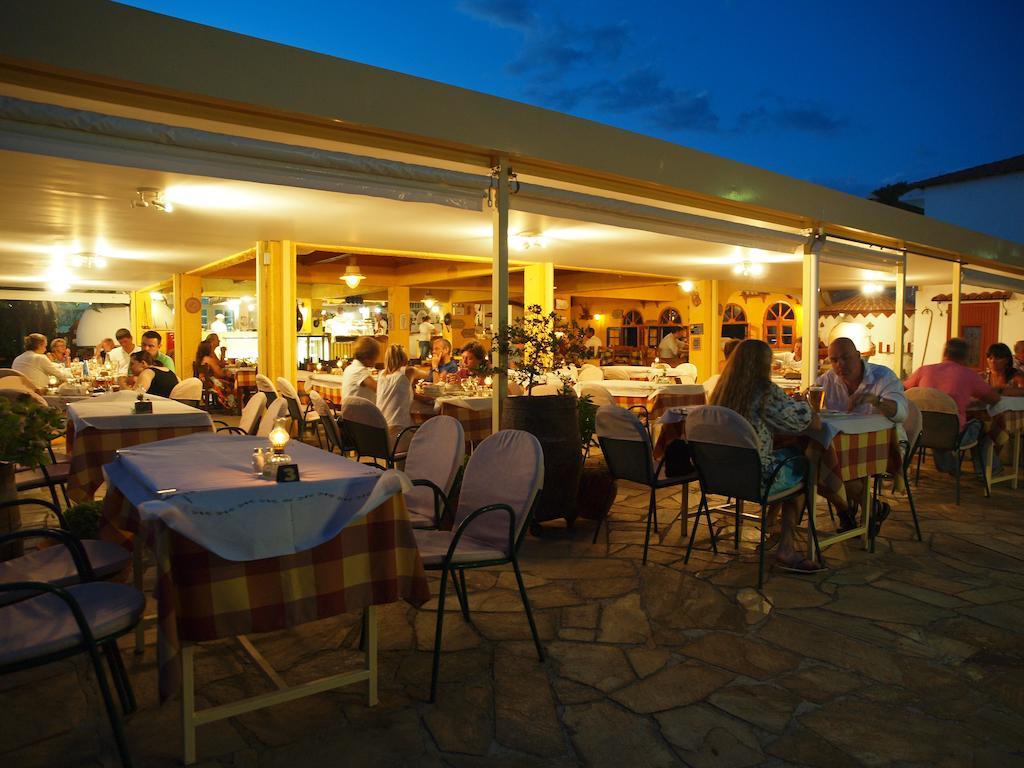 Musses Hotel Koukounaries Ngoại thất bức ảnh